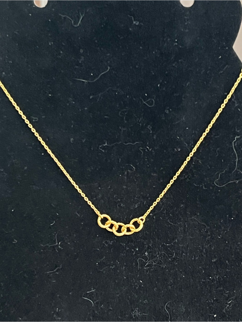 Gold Tone Interlocking Circle Necklace Textured Link Dainty Adjustable